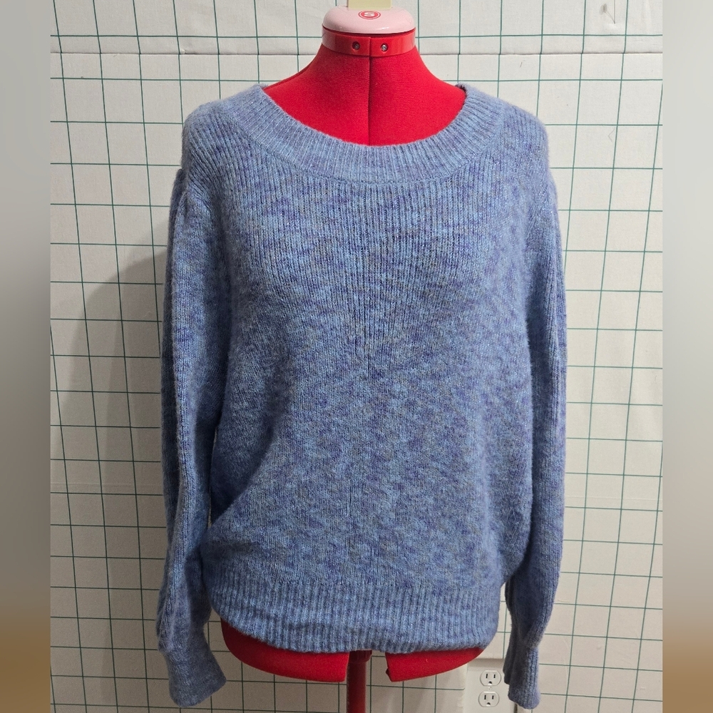 Time and Tru Heathered Blue Crew Neck Sweater